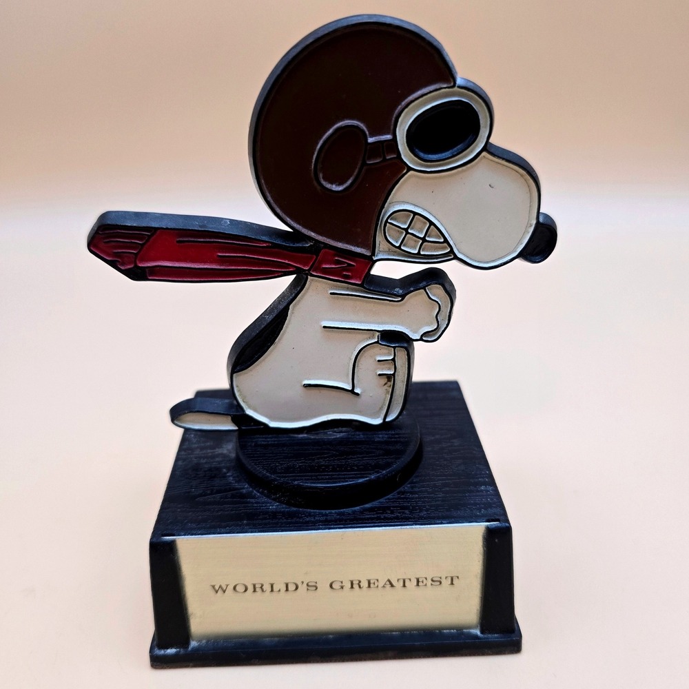 Vintage 1970 Snoopy Flying Ace Aviva Trophy World's Greatest Peanuts Figurine